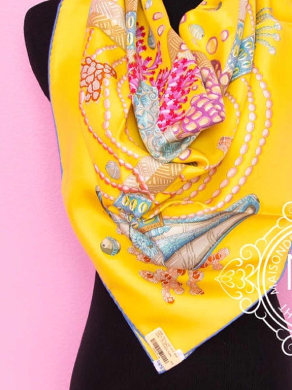 Hermes Yellow Seashell Silk Scarf brand new big size - Picture 12 of 13